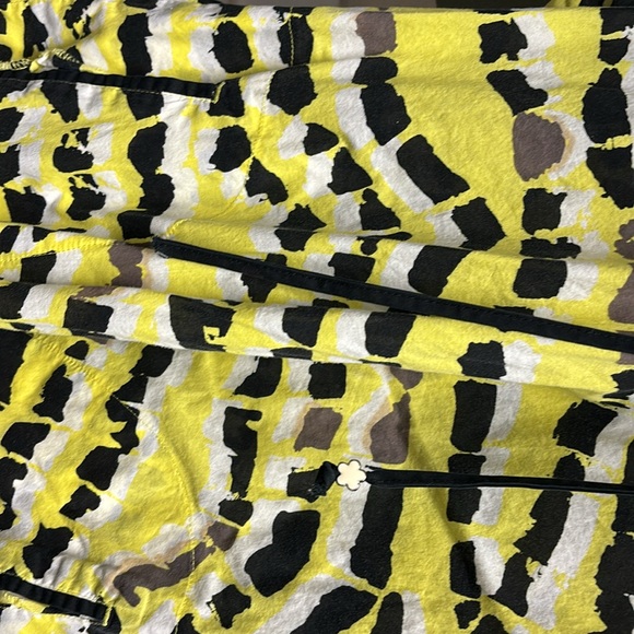 Koi extra large women’s scrub top - Picture 3 of 4